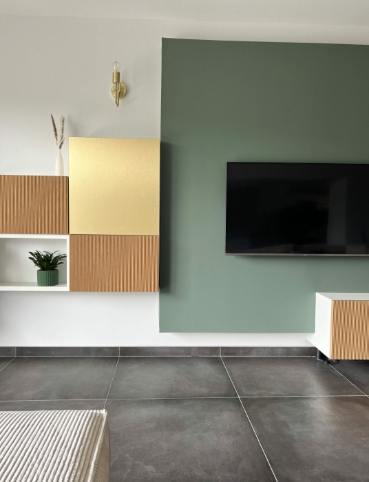 côté gauche meuble