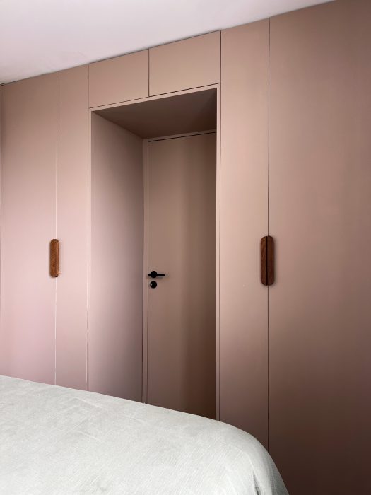 Rangement intégré et mobilier sur mesure – aménagement fonctionnel pour famille à Villeurbanne